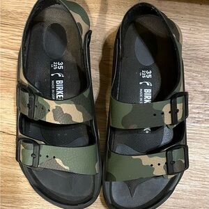 Birkenstock Kids/women’s Green Camouflage Sandals